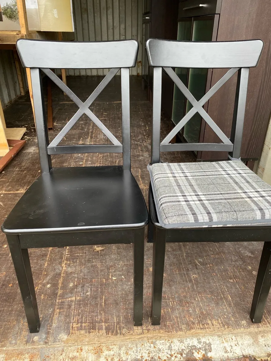 IKEA Extendable Table & 6 Chairs - Image 4
