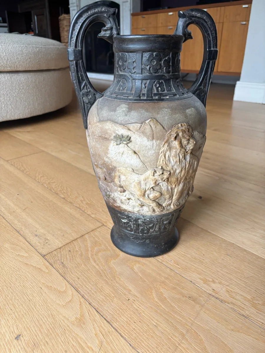 Antique Vase Amphora - Image 2