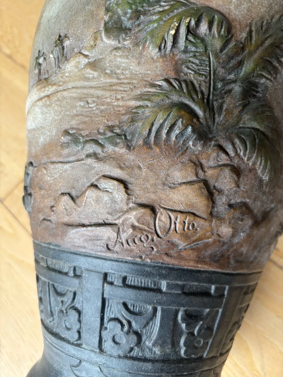 Antique Vase Amphora - Image 3