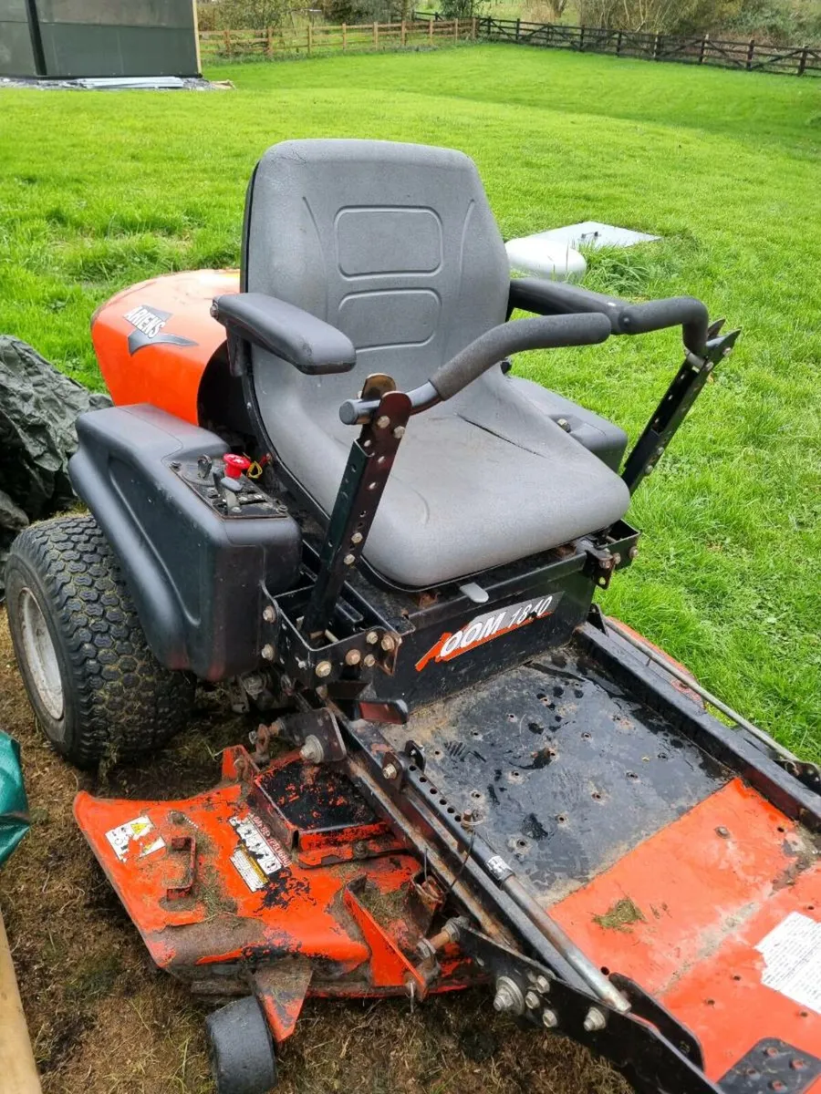 Arienz 1840 zero turn mower - Image 2