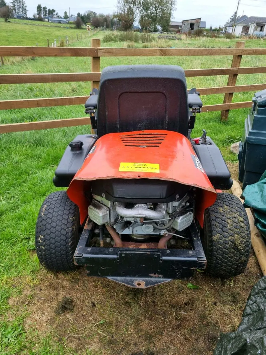 Arienz 1840 zero turn mower - Image 3