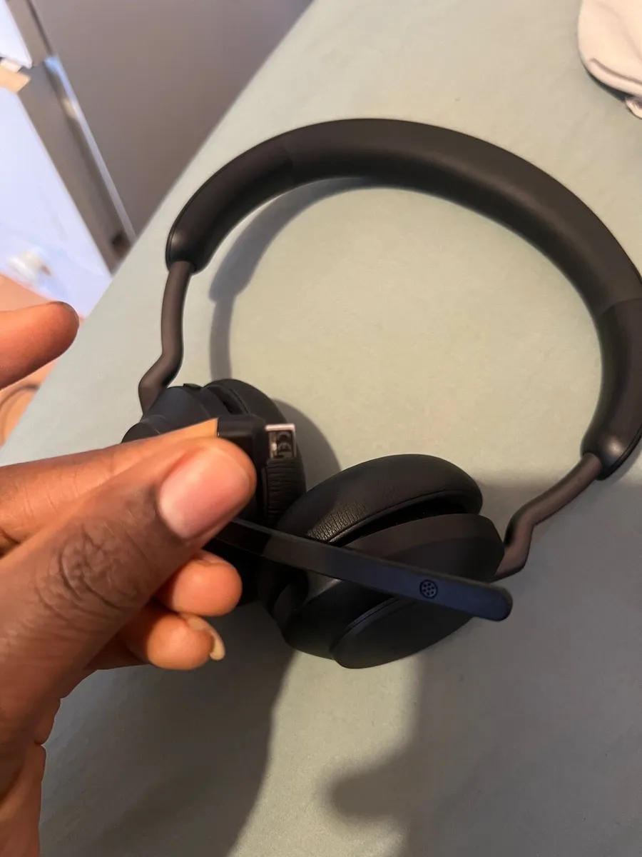 Jabra Evolve 2 - Image 2
