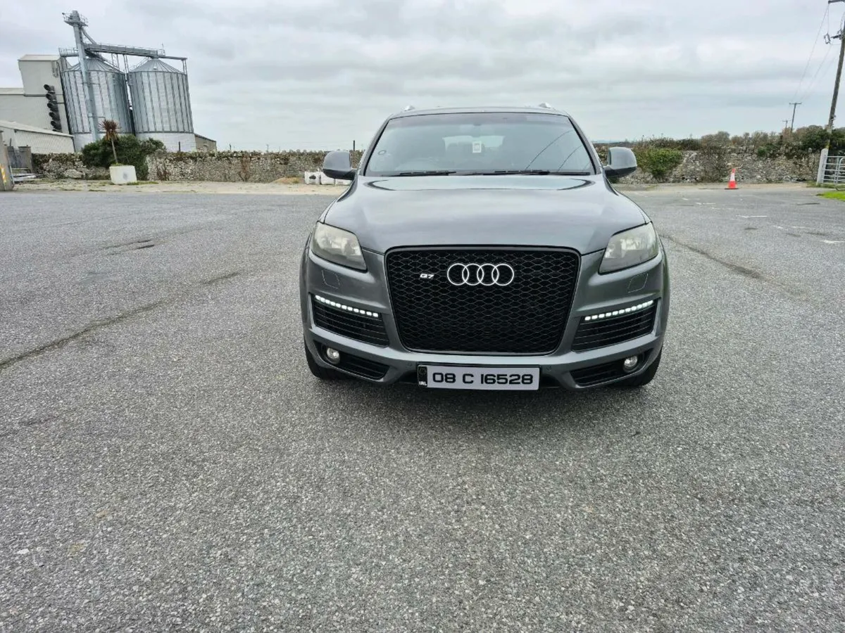 2008 Audi Q7 crewcab commercial - Image 3