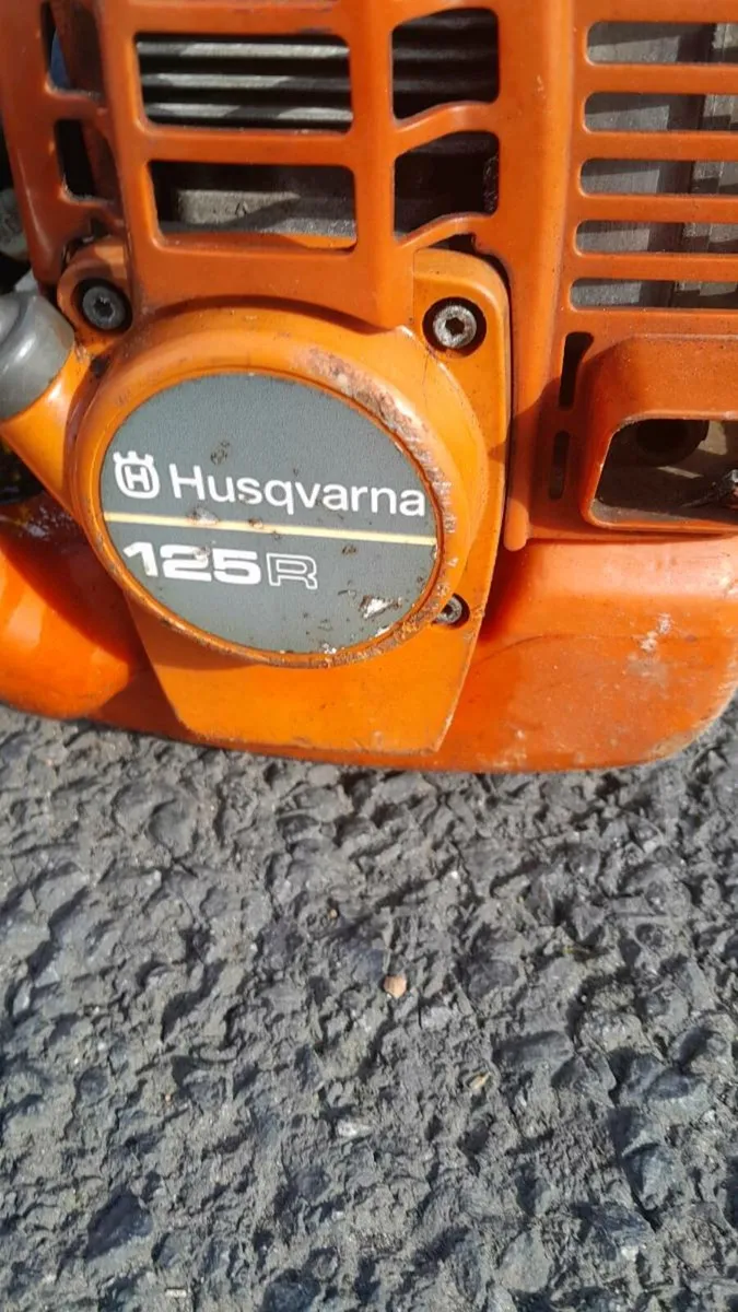 Husqvarna grass.  Trimmers - Image 2