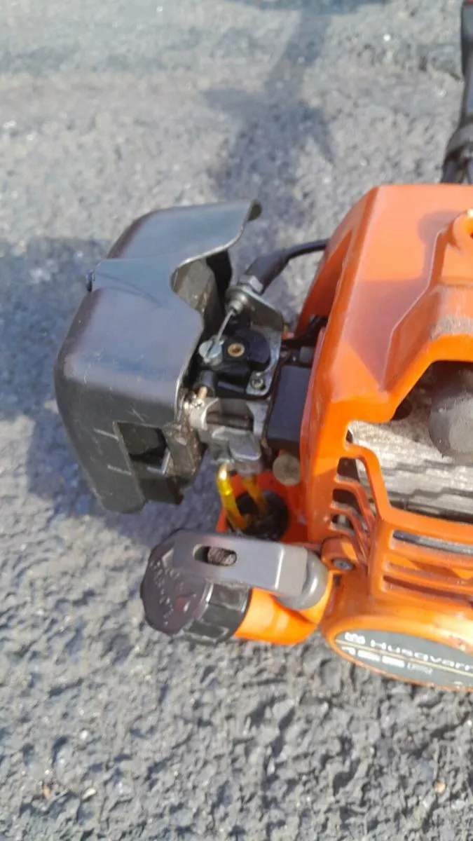 Husqvarna grass.  Trimmers - Image 3
