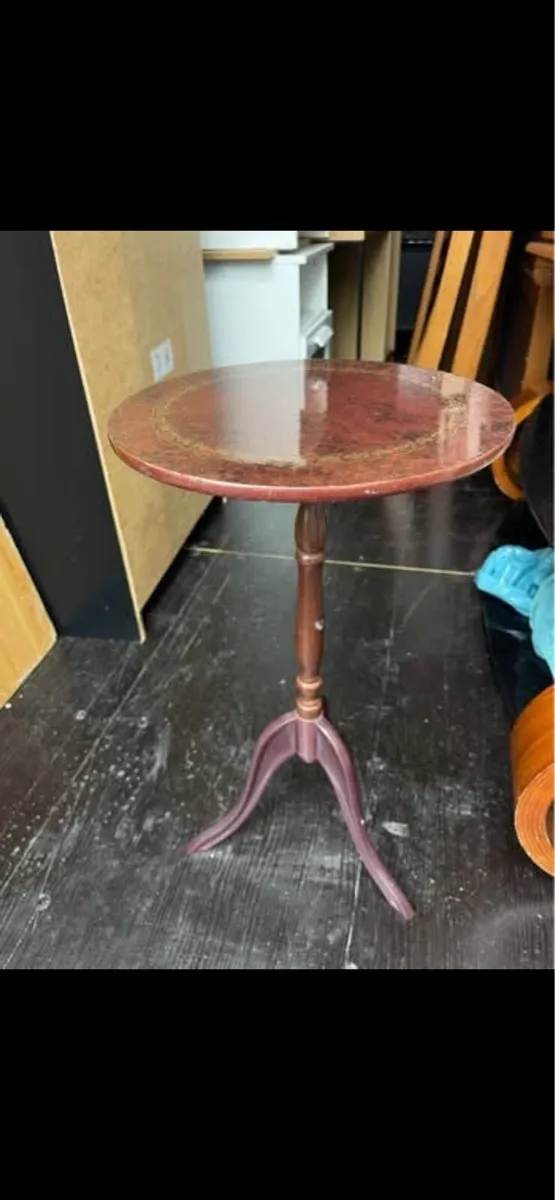 Small plant stand - Image 1