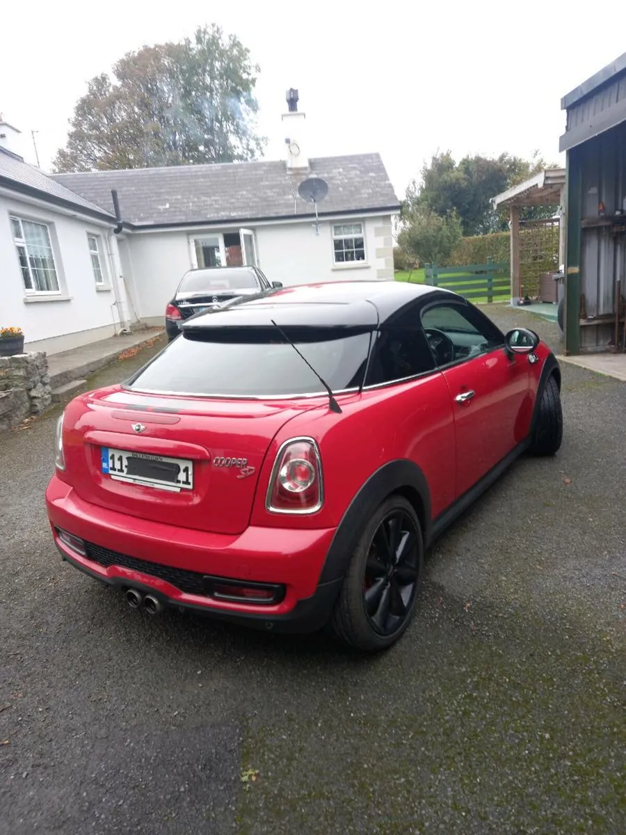 Car - Image 4
