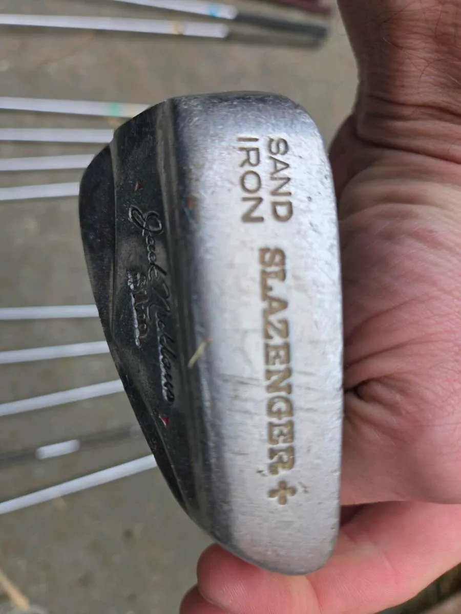 set of golf clubs - Image 3