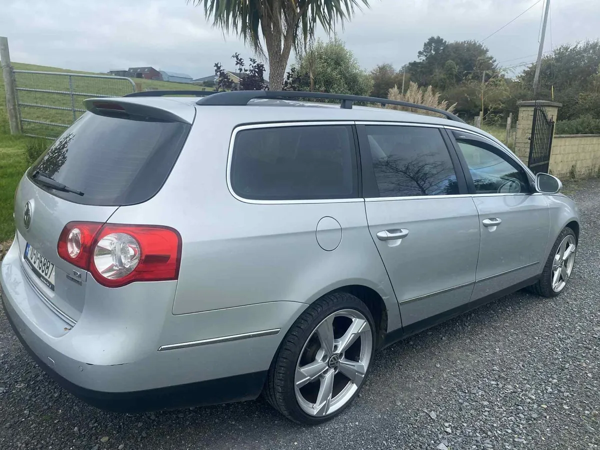 Volkswagen Passat Estate - Image 4