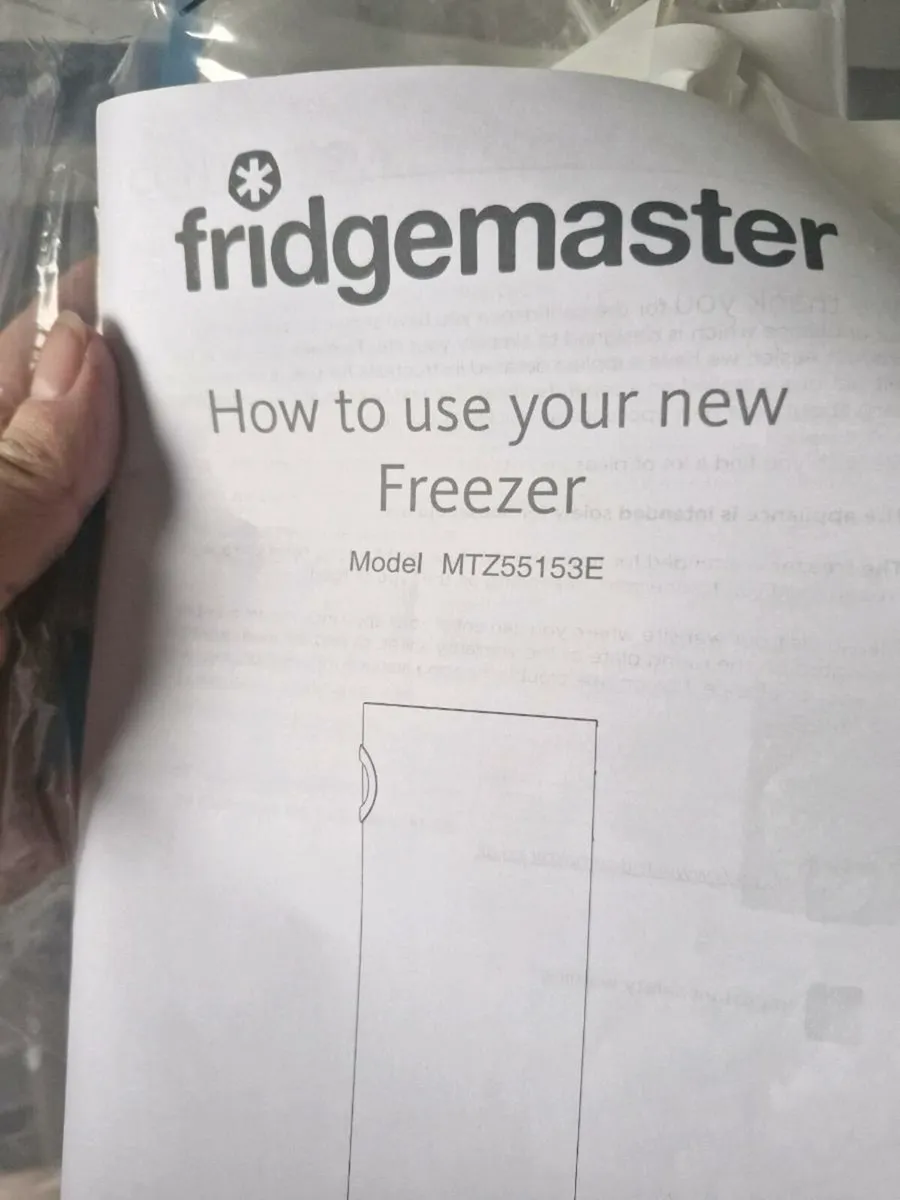 Fridgemaster larder freezer - Image 4