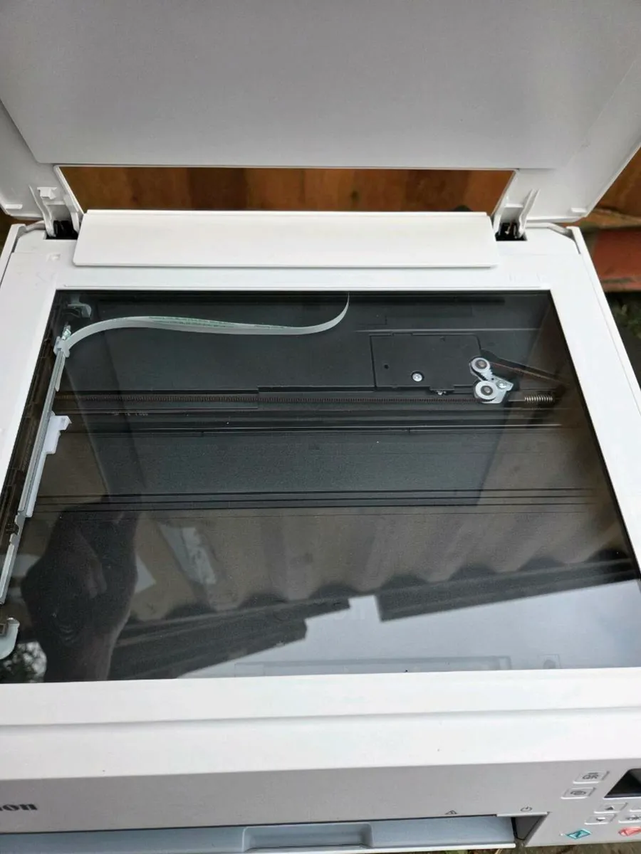 Canon  printer and laminator. - Image 4