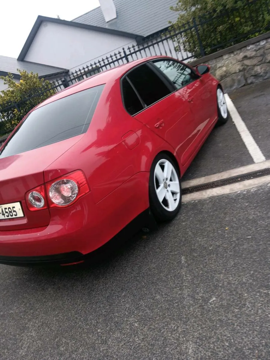 Mk5 Jetta - Image 4