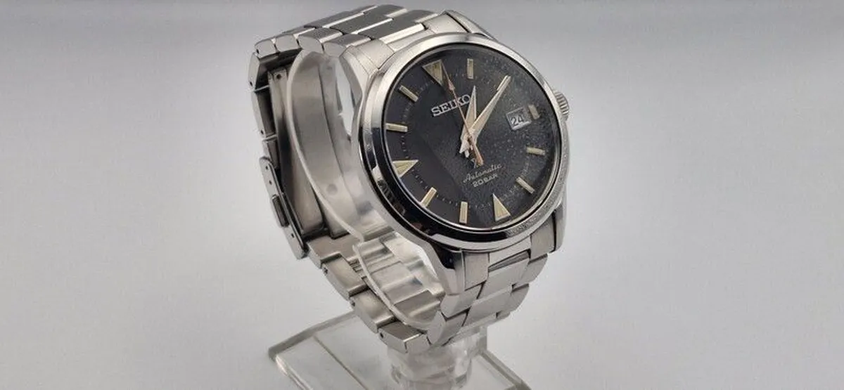 Seiko Alpinist Prospex SPB243J1 - Image 1