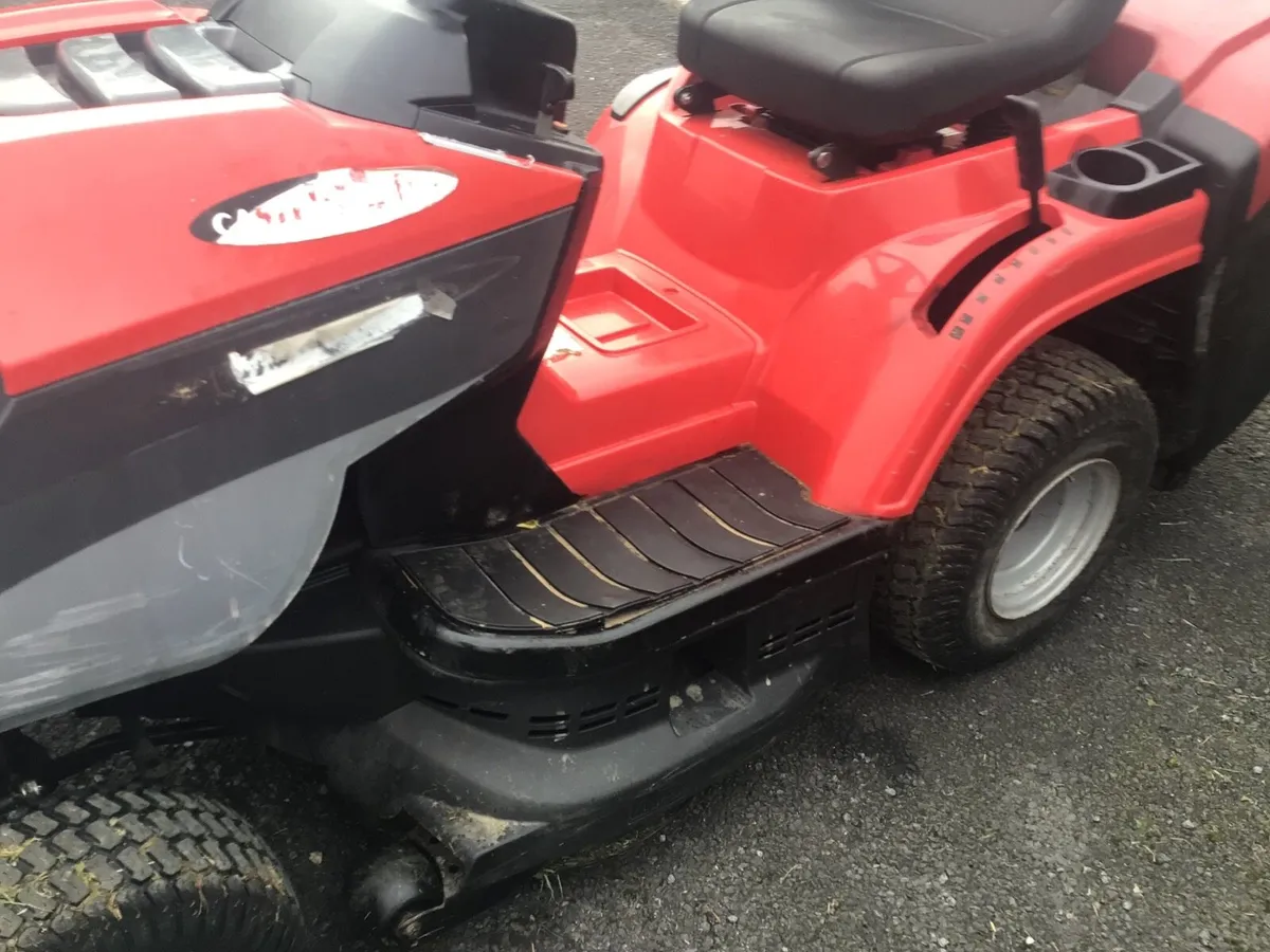 Castlegarden year 2015 hydro ride on lawnmower - Image 4