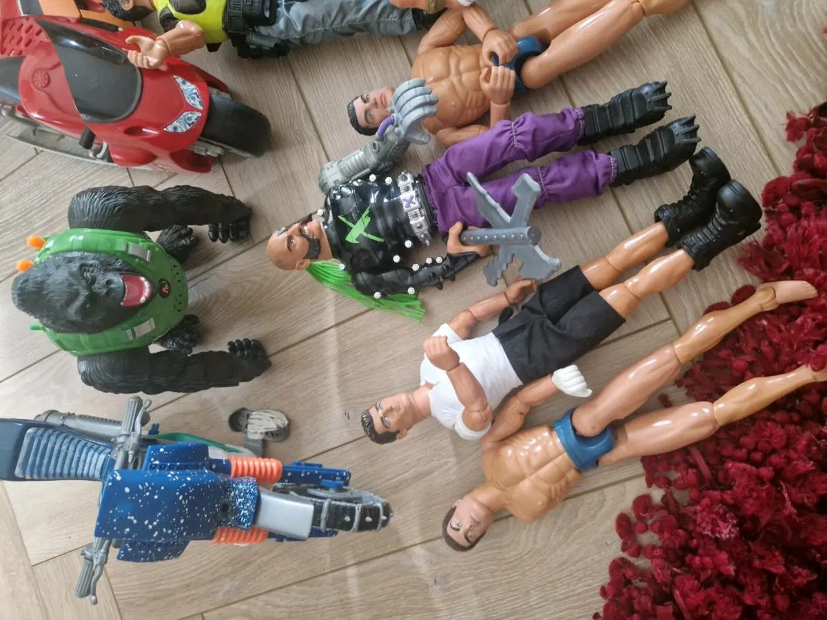 Action Men with accessories - Image 4