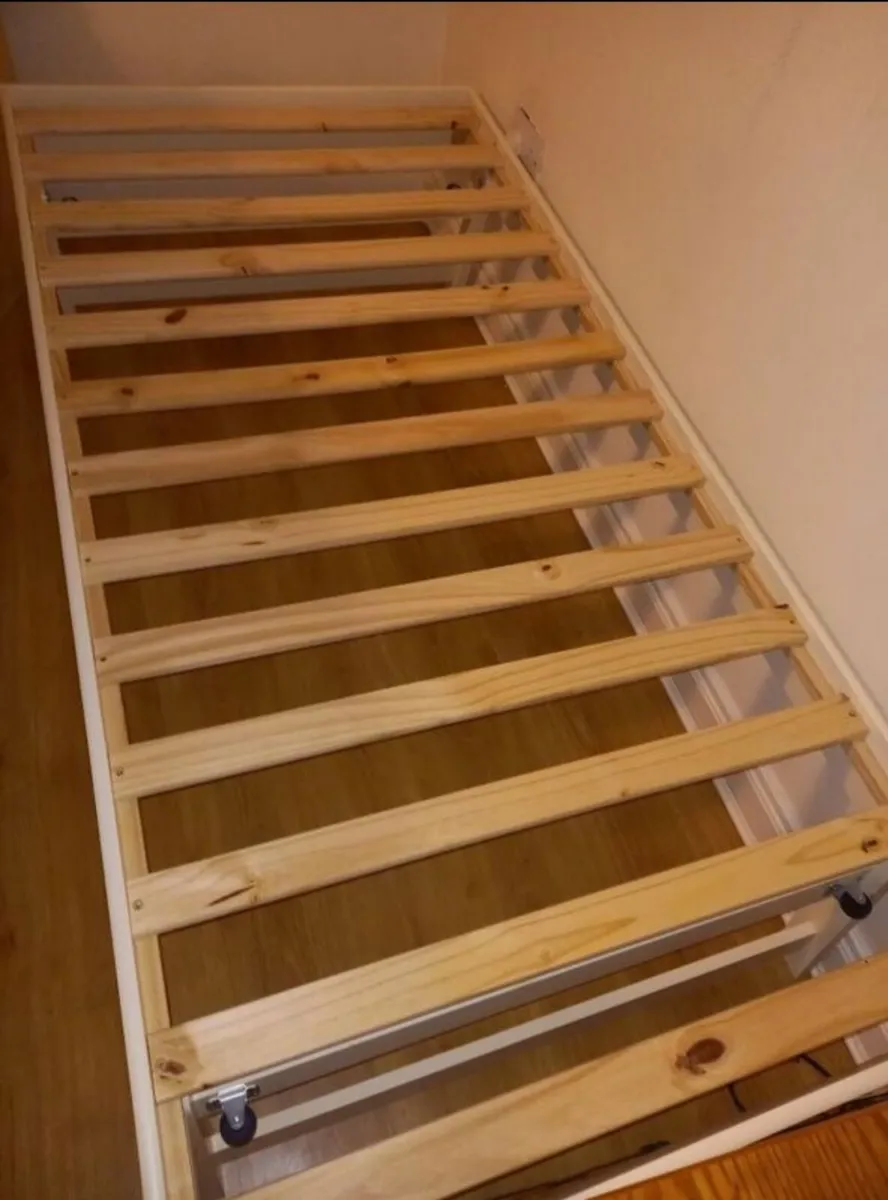 Single Guest Bed Base - Image 1