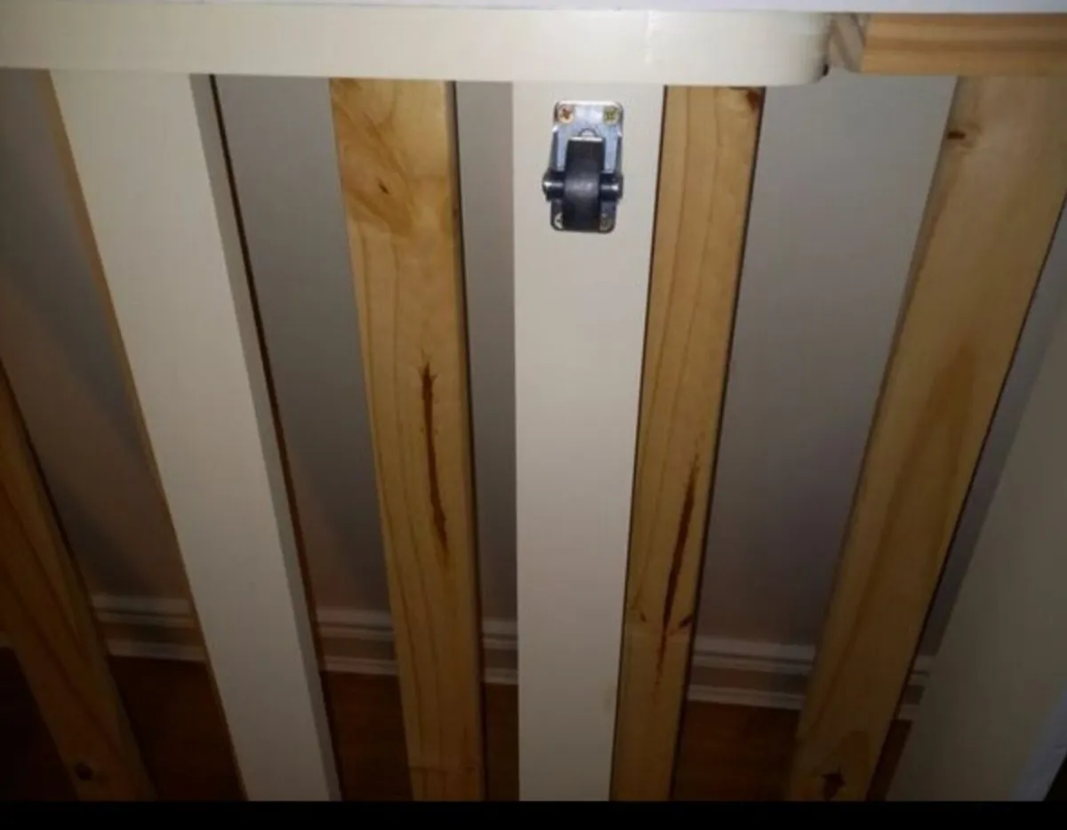 Single Guest Bed Base - Image 3