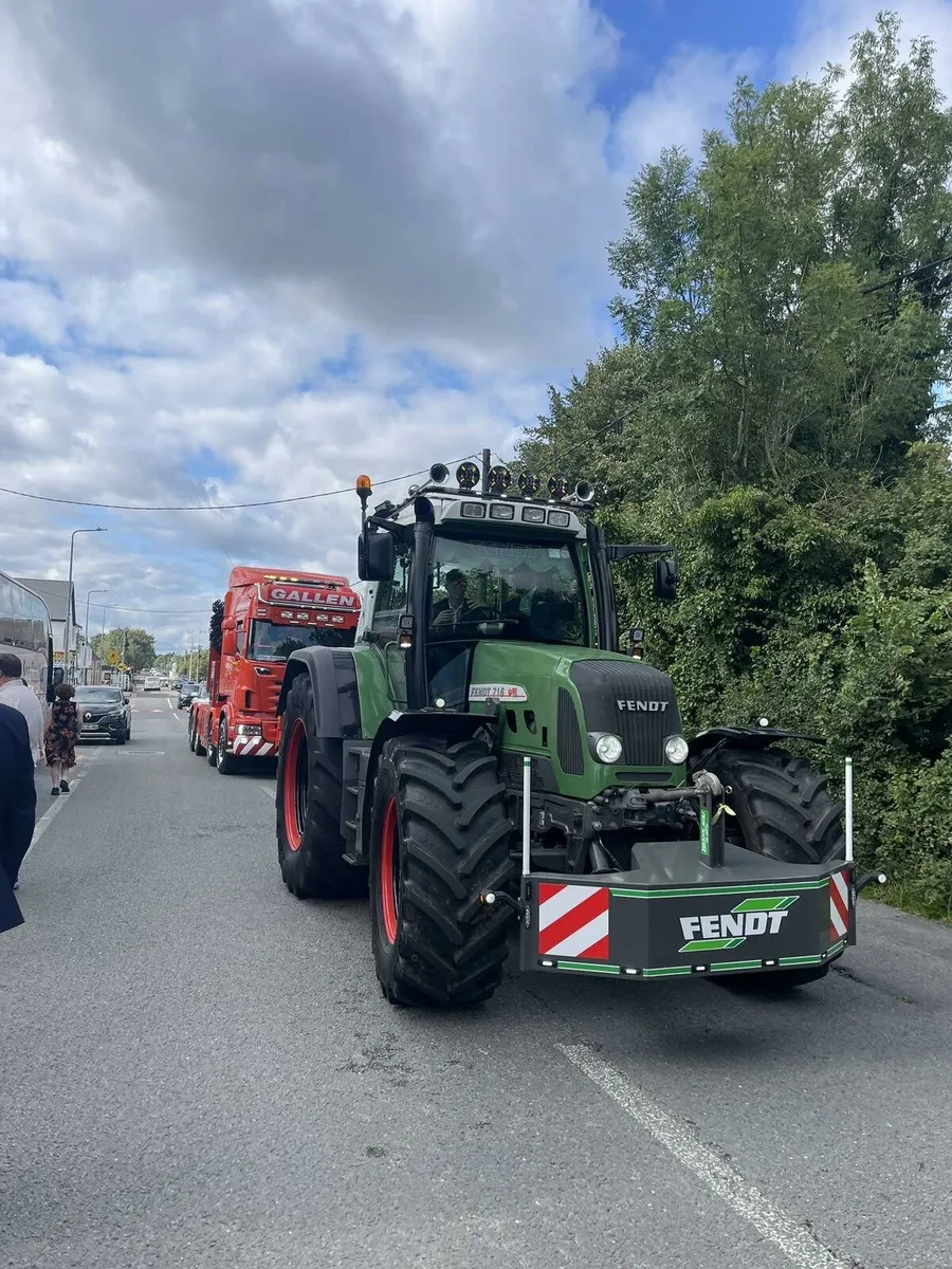 Tractor bumper/weight - Image 2