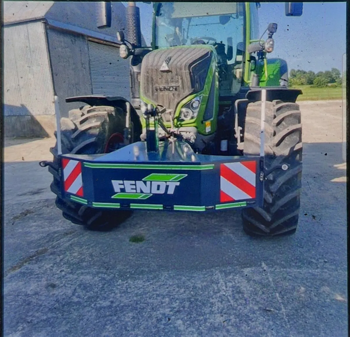 Tractor bumper/weight - Image 1