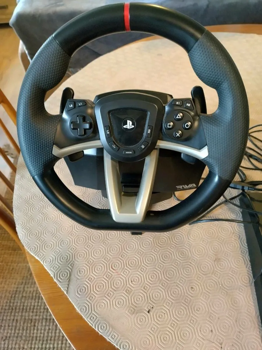 Hori Steering wheel - Image 1