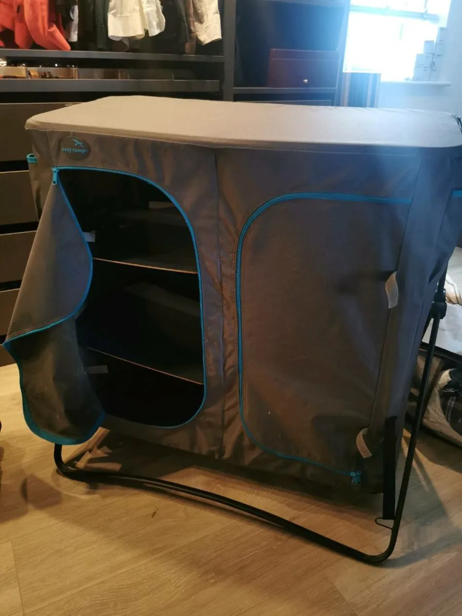 Easy camp Camping cupboards - Image 1