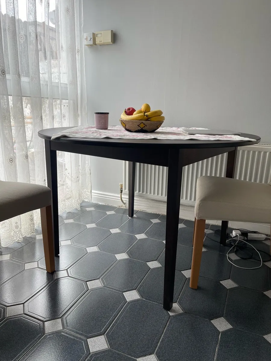 Dining/ Kitchen table - Image 1