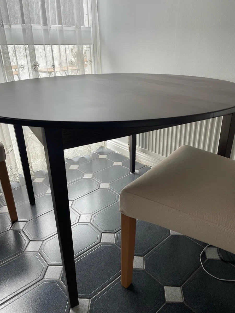 Dining/ Kitchen table - Image 4