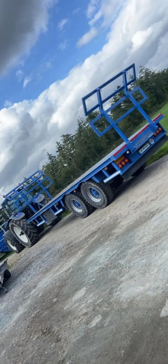 Bale trailer 25ft by 8ft 6inch - Image 3