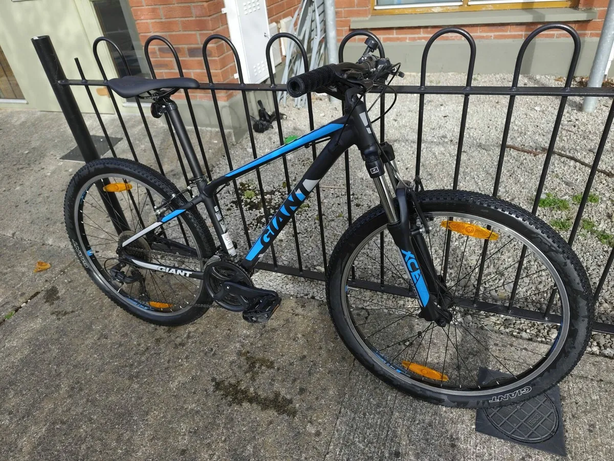 Giant atx bike - Image 1