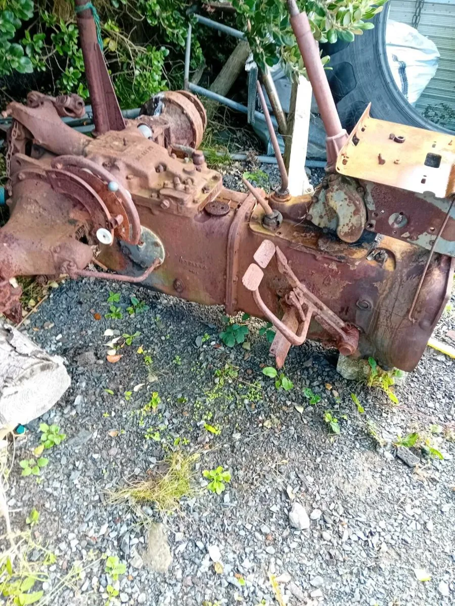 MF gearbox - Image 1
