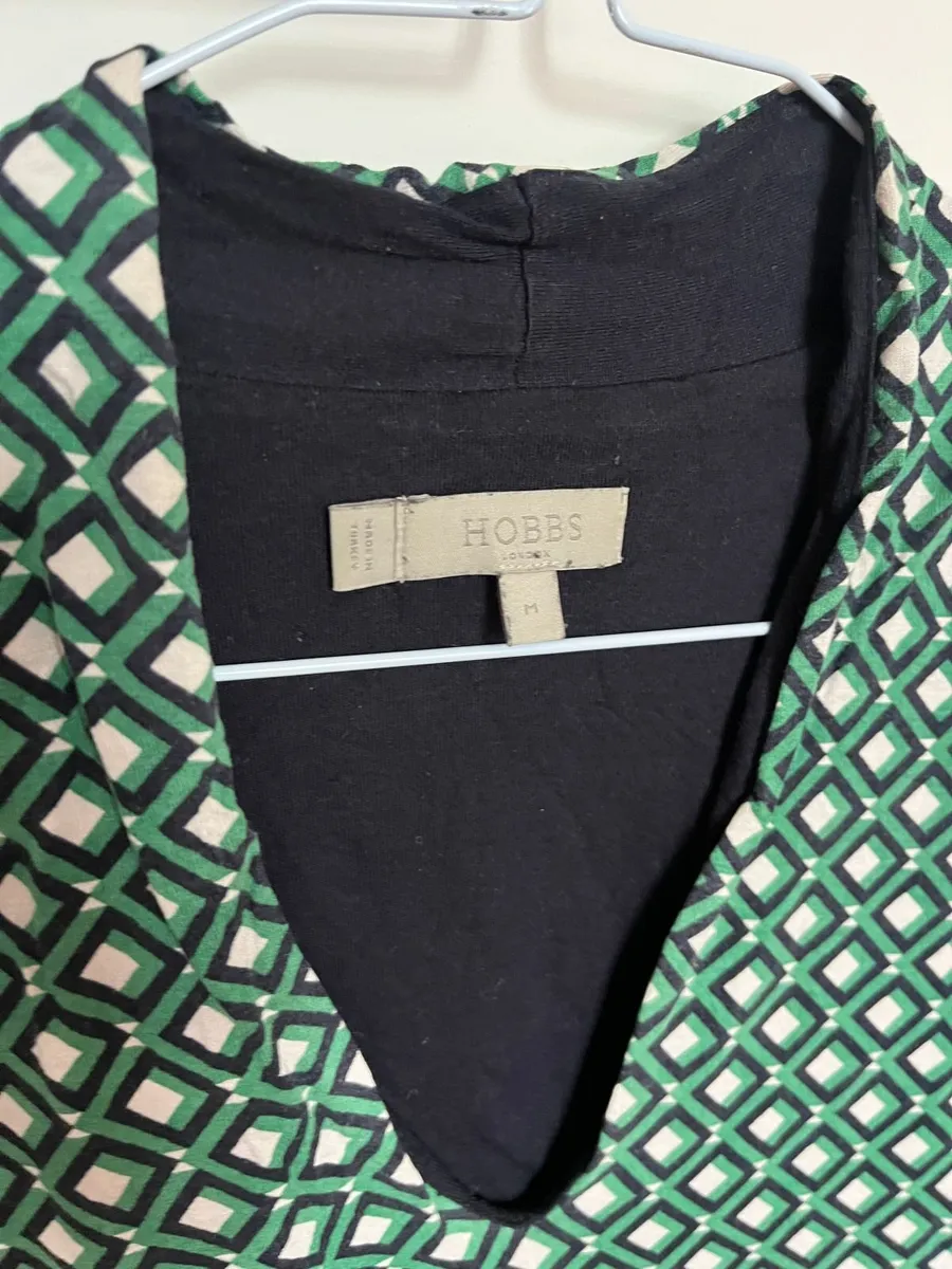 Navy/green top - Image 3