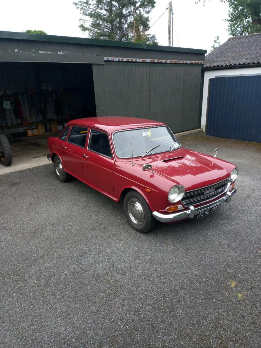 Vintage car - Image 4