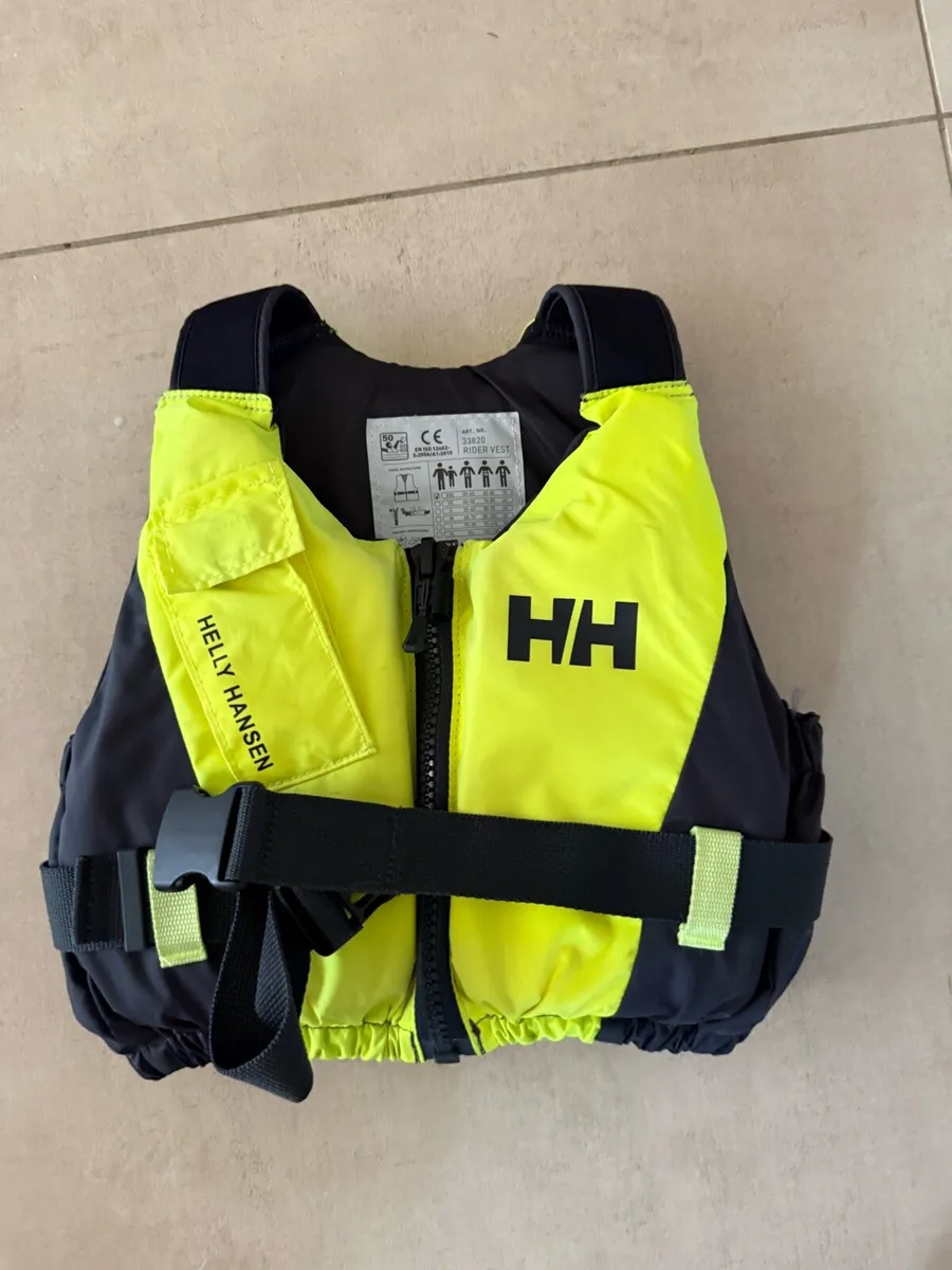 Life jacket