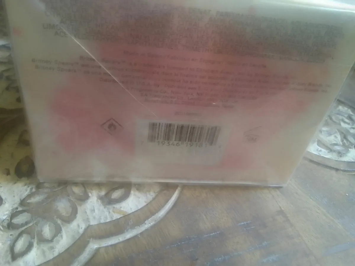 BRITNEY SPEARS FANTASY EDP 100MLS NEW UNOPENED - Image 3