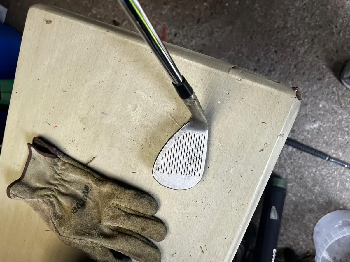 Vokey wedges 52 58 NEED GONE - Image 3