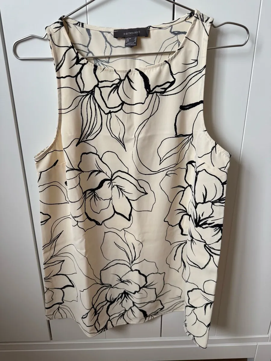 Primark women ladies sleeveless shirt, tank top - Image 1