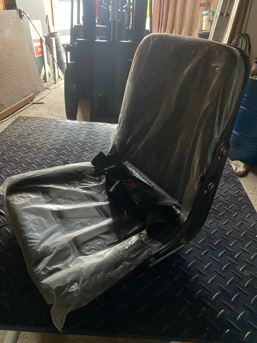 Forklift seat
