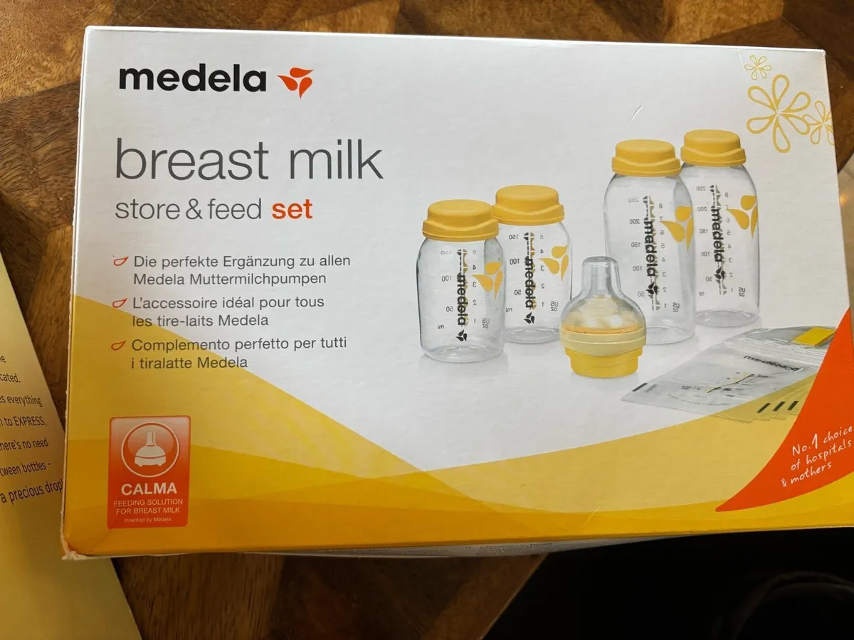 Bottle warmer and breast feeding kit - Image 1