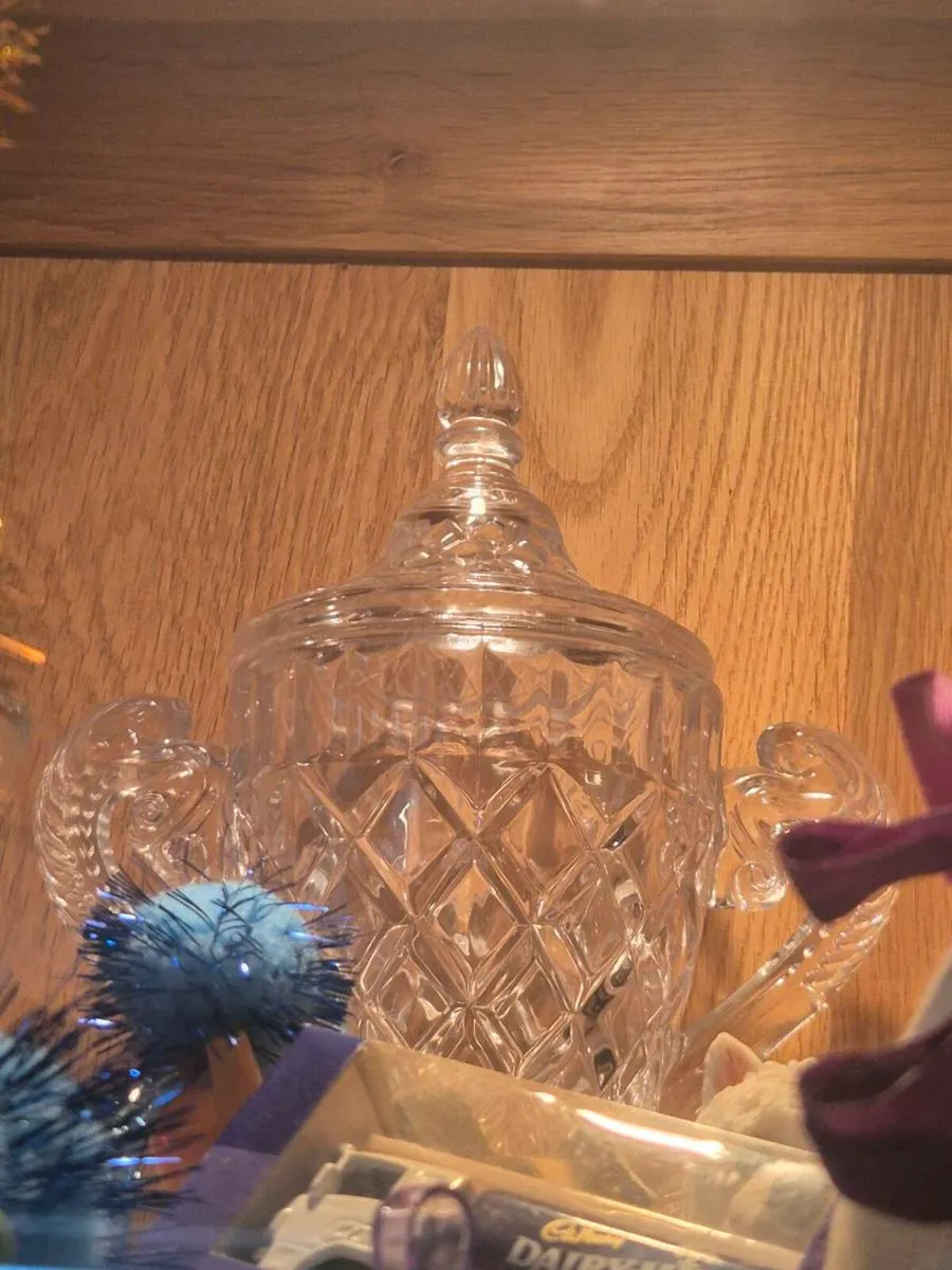 Solid oak like display unit - Image 3