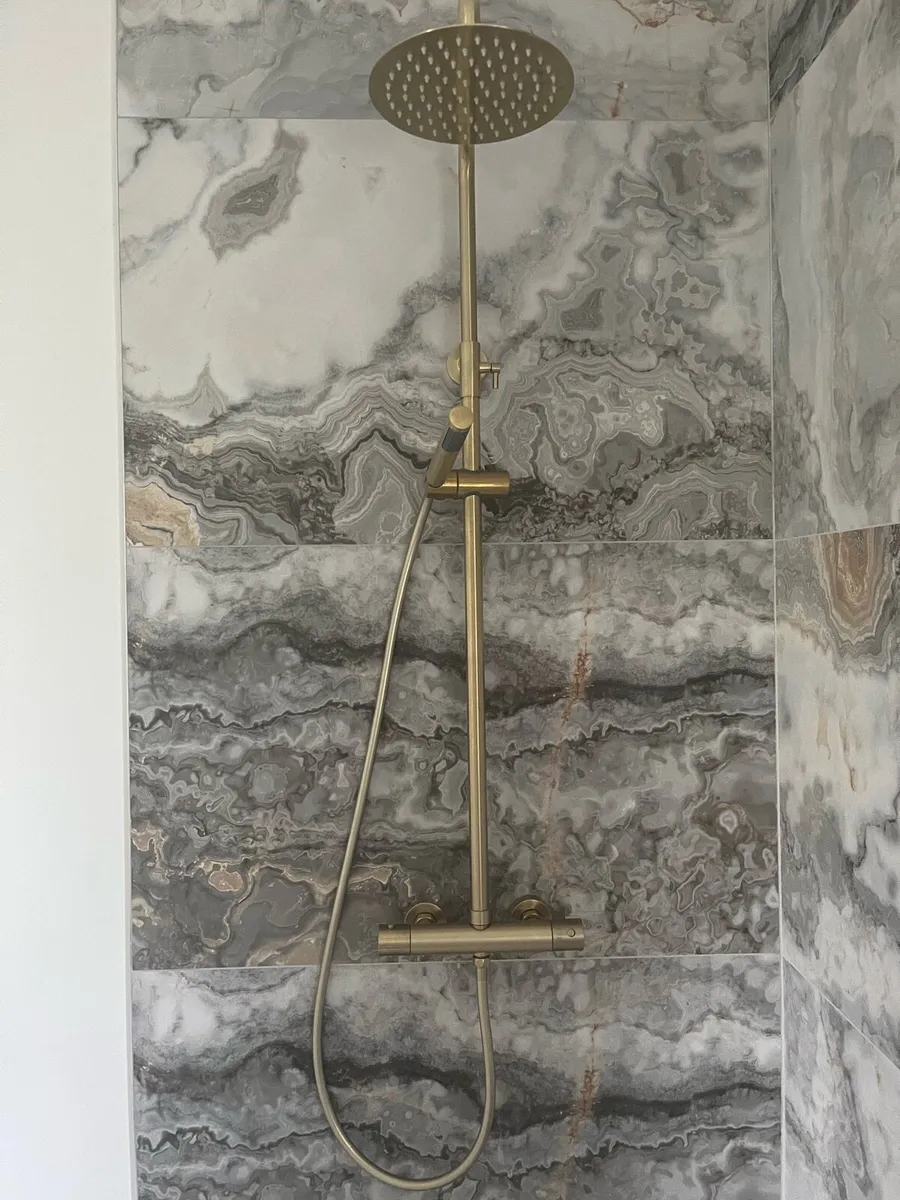 Shower and tap brushed brass - Image 2
