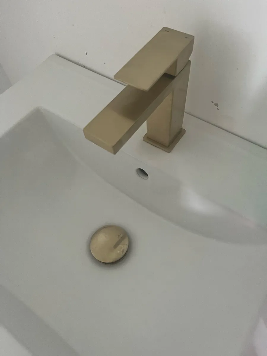 Shower and tap brushed brass - Image 3