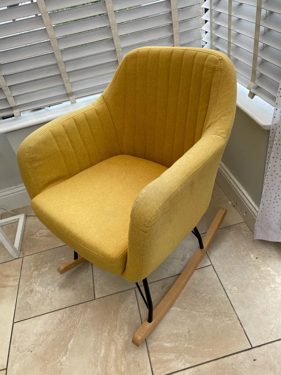 Rocking chair - Image 1