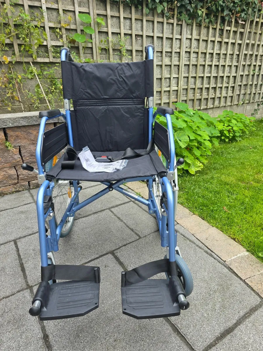Wheelchair - Image 3