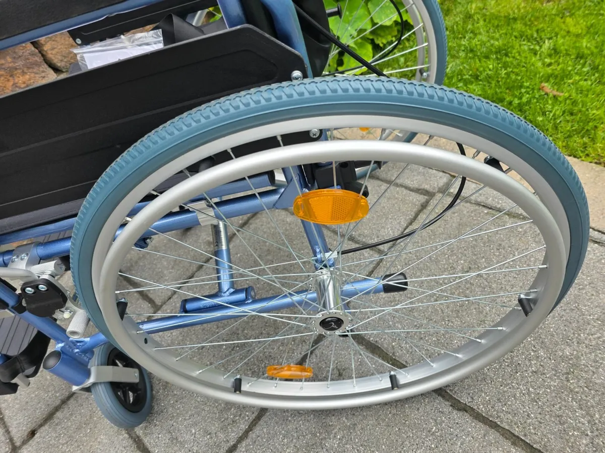Wheelchair - Image 4
