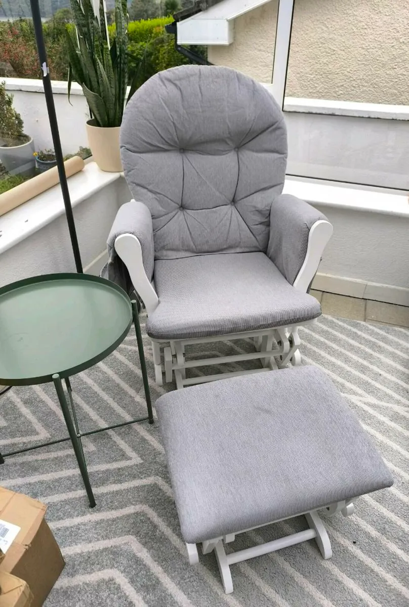 Nursing Chair - Image 1