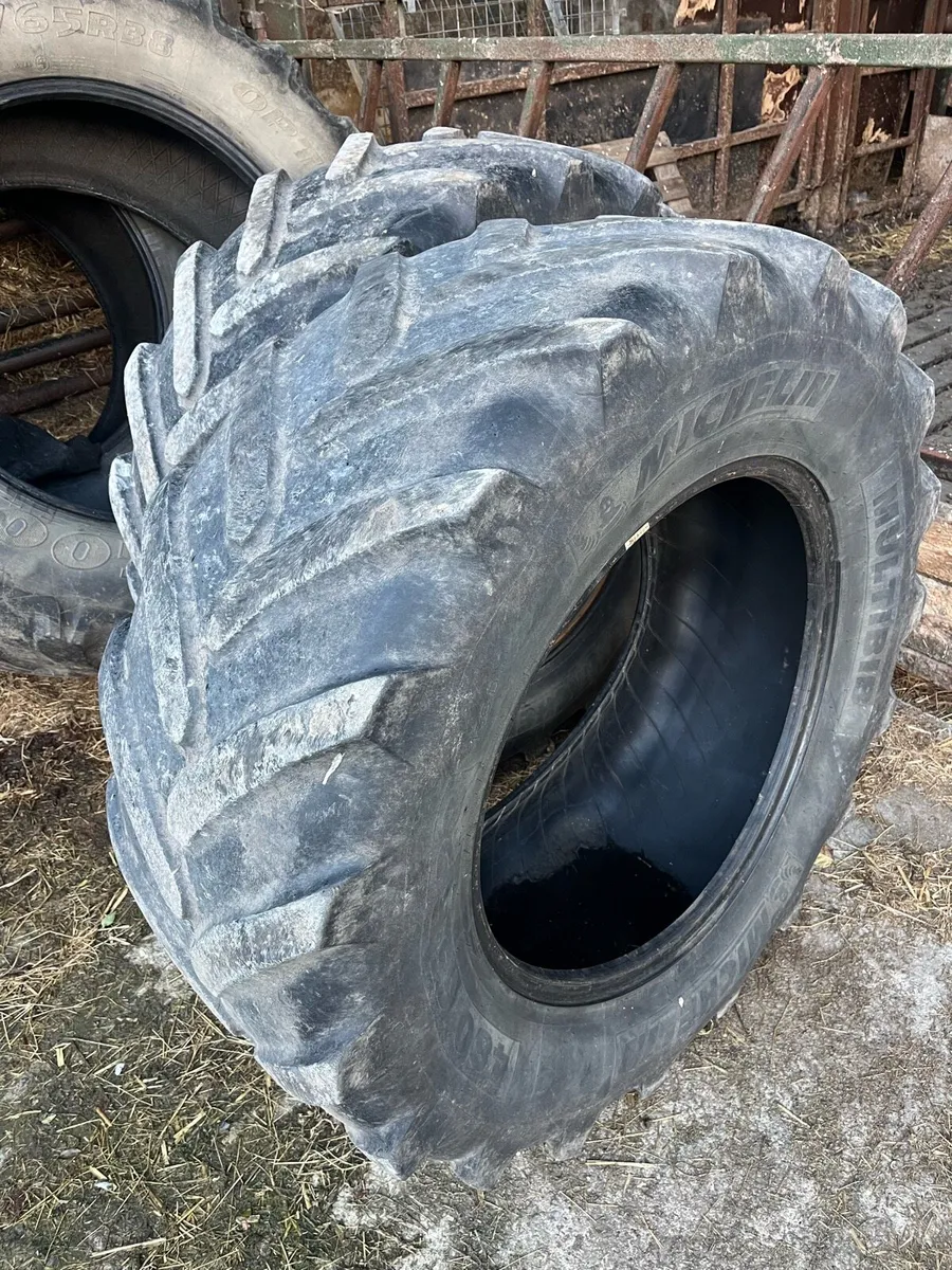 Tyres 600 65r38 480 65r28 - Image 1