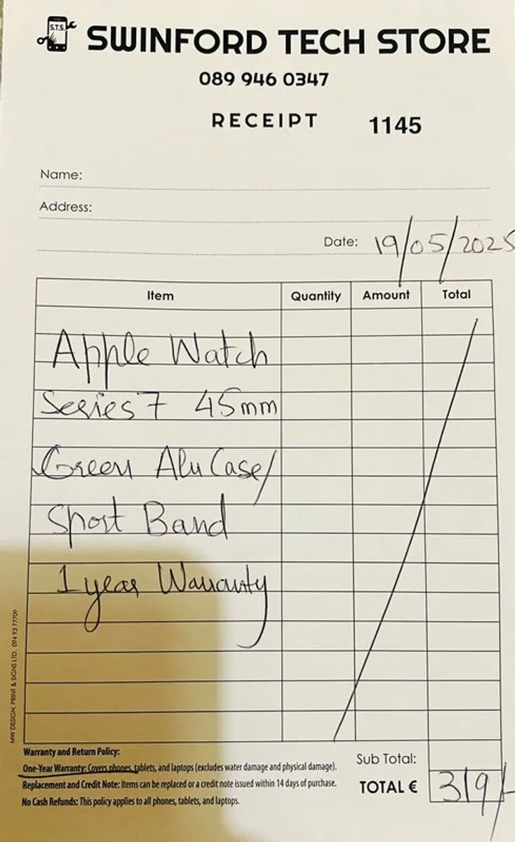 Apple Watch Series 7 45 mm in Excellent Condition with Box - Image 3