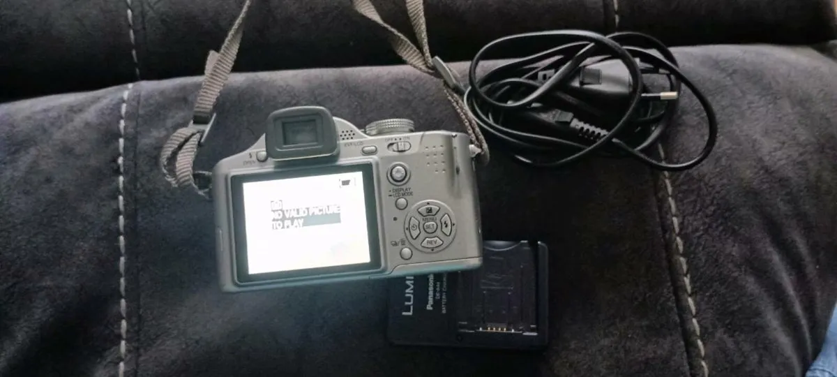 Panasonic Lumix - Image 2