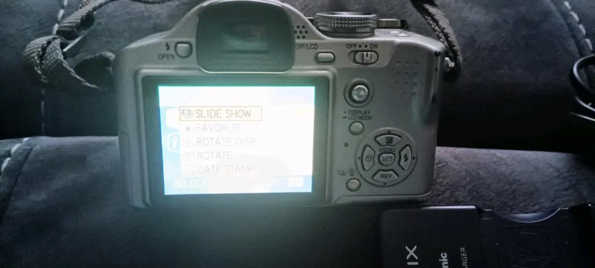 Panasonic Lumix - Image 3