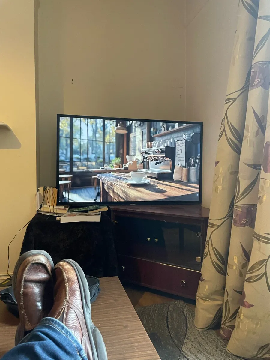 55” Full HD Samsung TV - Image 2
